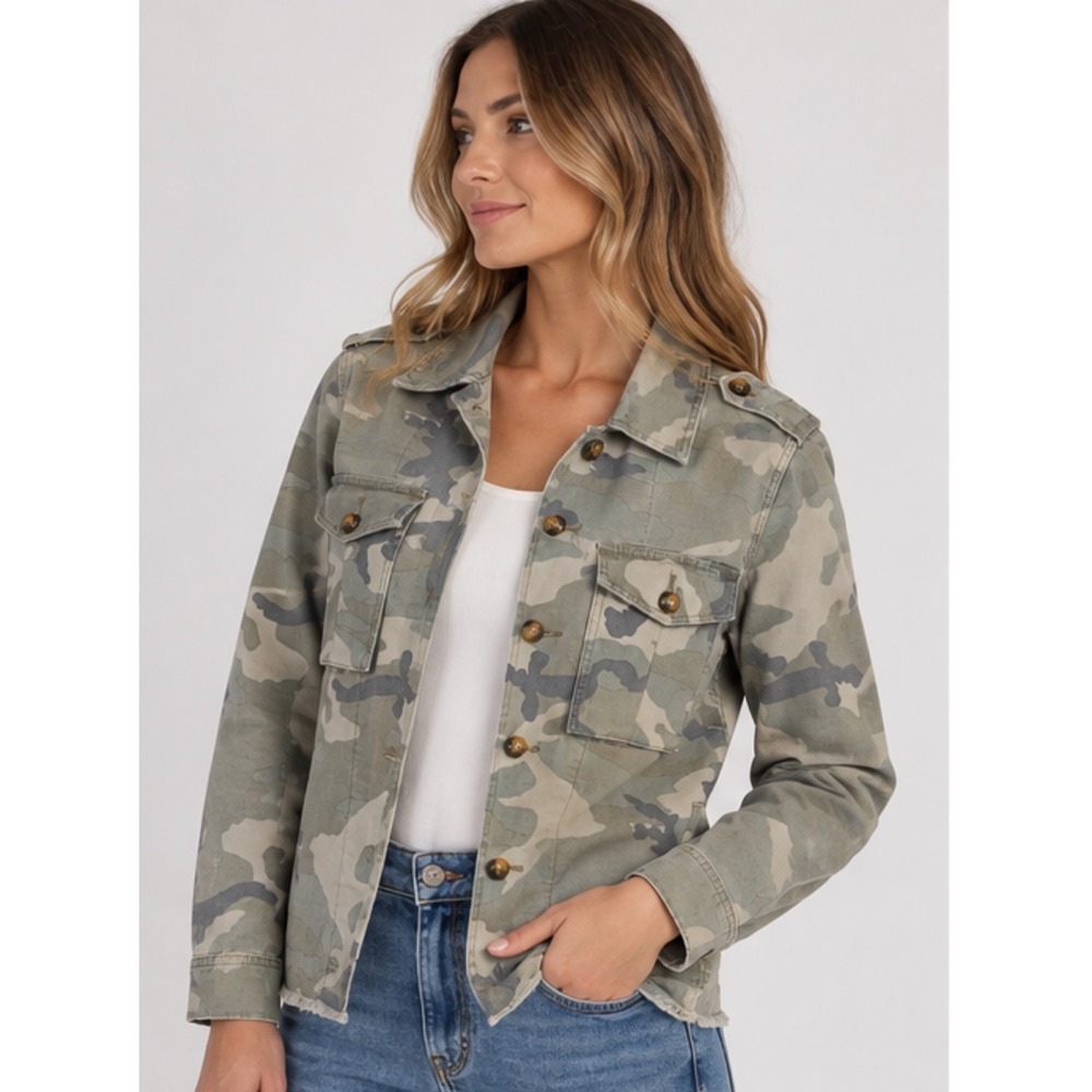 Thread & Supply Sage Camo Utility Jacket Raw Hem Olive Multi J1239CTS Small NWT